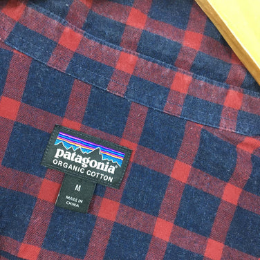 【Men's M ネイビー系】 Patagonia ( パタゴニア ) ロングスリーブ ピマコットン シャツ Long-Sleeved Pima Cotton Shirt 53837 International Men's コットン ロングスリーブシャツ インナー - 【公式】2ndGEAR（セカンドギア）Webショップ【登山用品・アウトドア用品専門 買取販売店】