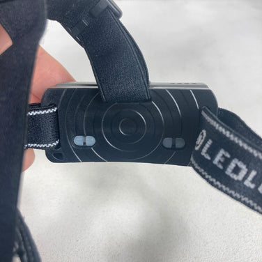 【OneSize ブラック系】 Ledlenser ( レッドレンザー ) ネオ 9R Neo 9R 1200ルーメン + 専用充電池 セット ライティングギア ヘッドランプ z00054772  ヘッドランプ ライティングギア