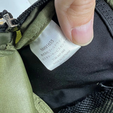 【OneSize グリーン系】 The North Face ( ザ・ノースフェイス ) フロント アクセサリー ポケット Front ACC Pocket ナイロン バッグ ストレージ サコッシュポーチ z00055199  サコッシュポーチ バッグ ストレージ