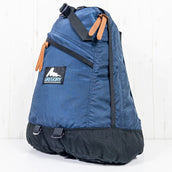 【OneSize ネイビー系】 1990s Gregory ( グレゴリー ) デイパック Day Pack Navy 生産終了モデル 入手困難 青タグ 旧タグ ナイロン バッグ ストレージ バックパック デイパック 容量【～29L】 z00053470 Navy