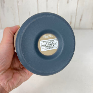 【OneSize ベージュ系】 Thermos ( サーモス ) 山専用 ステンレス ボトル Stainless Steel Vacuum Bottle サンドベージュ ステンレス ハイドレーションイクイップメント 断熱ボトル z00060489 サンドベージュ 断