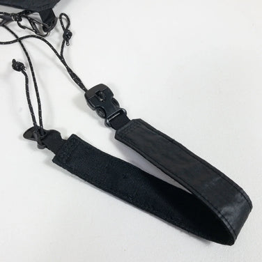 【OneSize ブラック系】 mikikurota（ミキクロタ） ポケット パック ポーチ Pocket Pack Pouch DCF ( ダイニーマ・コンポジット・ファブリック / キューベンファイバー ) クーリエバッグ ショルダーバッグ メッセンジャーバッ - 【公式】2ndGEAR（セカンドギア）Webショップ【登山用品・アウトドア用品専門 買取販売店】