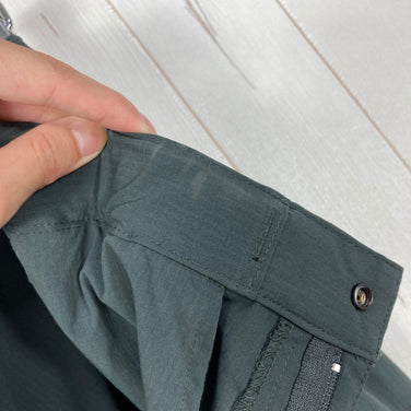 【Men's M グレー系】 Finetrack ( ファイントラック ) カミノ ハーフパンツ スチールグレー ポリエステル ウェア ボトムス ショーツ ショートパンツ ソフトシェル z00059082 スチールグレー ソフトシェル ショーツ ショートパンツ ボ