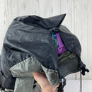 【Unisex OneSize グレー系】 2010s Gossamer Gear ( ゴッサマーギア ) マーマー Murmur 入手困難 140D Dyneema Gridstop 第2世代（2012-2014年頃） アメリカ製 バッグ ストレージ バックパック 容量【30-10