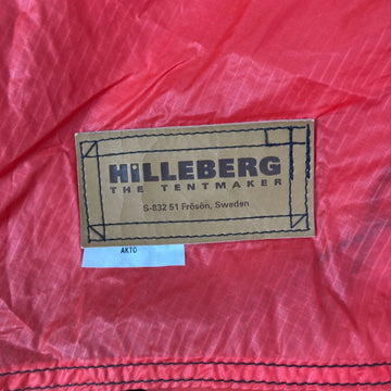 【OneSize レッド系】 Hilleberg The Tentmaker ( ヒルバーグ ) アクト Akto 生産終了モデル 入手困難 旧タグ 革タグ ナイロン キャンピングギア テント 山岳テント z00056545  山岳テント テント キャンピングギア - 0