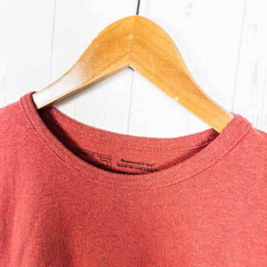 【Women's S レッド系】 2023 Patagonia ( パタゴニア ) ロングスリーブ P-6ロゴ レスポンシビリティー Long-Sleeved P-6 Logo Responsibili-Tee BURD コットン ウェア トップス インナー シャツ
