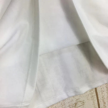 【Men's XS ホワイト系】Patagonia ( パタゴニア ) キャプリーン1 シルクウェイト グラフィック Tシャツ 45320 International Men's 化繊 ショートスリーブTシャツ クルーネック インナー シャツ トップス ウェア - 【公式】2ndGEAR（セカンドギア）Webショップ【登山用品・アウトドア用品専門 買取販売店】