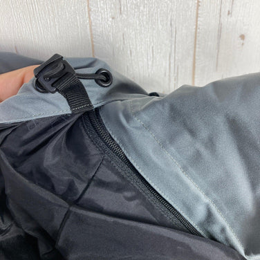 Men's Medium Gray Mountain Hardwear 2-Layer Hardshell Jacket (z00053567)