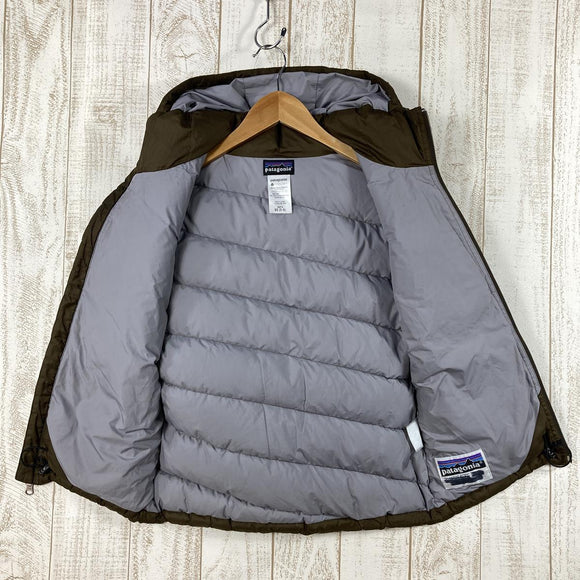 【Boy's XS ブラウン系】 Patagonia ( パタゴニア ) ボーイズ ダウン パーカ Boys' Down Parka ジャケット フーディ パーカー 68575 Asian Boy's ダウンインサレーション アウター ジャケット トップス ウェア - 【公式】2ndGEAR（セカンドギア）Webショップ【登山用品・アウトドア用品専門 買取販売店】