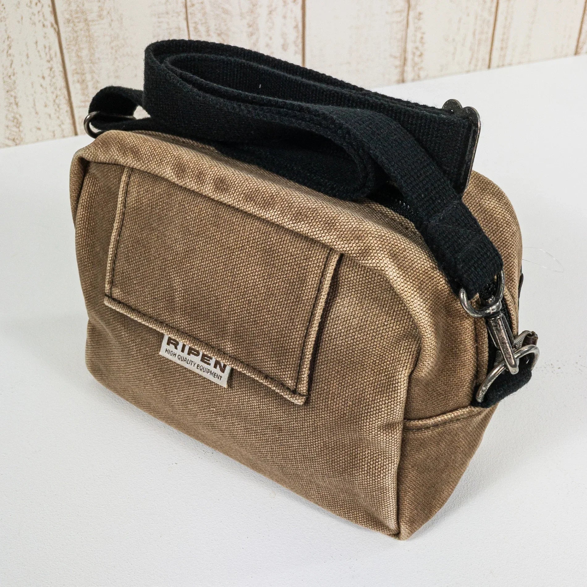 【L ブラウン系】 Arai Tent Ripen ( アライテント ライペン ) パーシモン ポーチ L コットン バッグ ストレージ サコッシュポーチ z00050918 サコッシュポーチ バッグ ストレージ - 【公式】2ndGEAR（セカンドギア）Webショップ【登山用品・アウトドア用品専門 買取販売店】