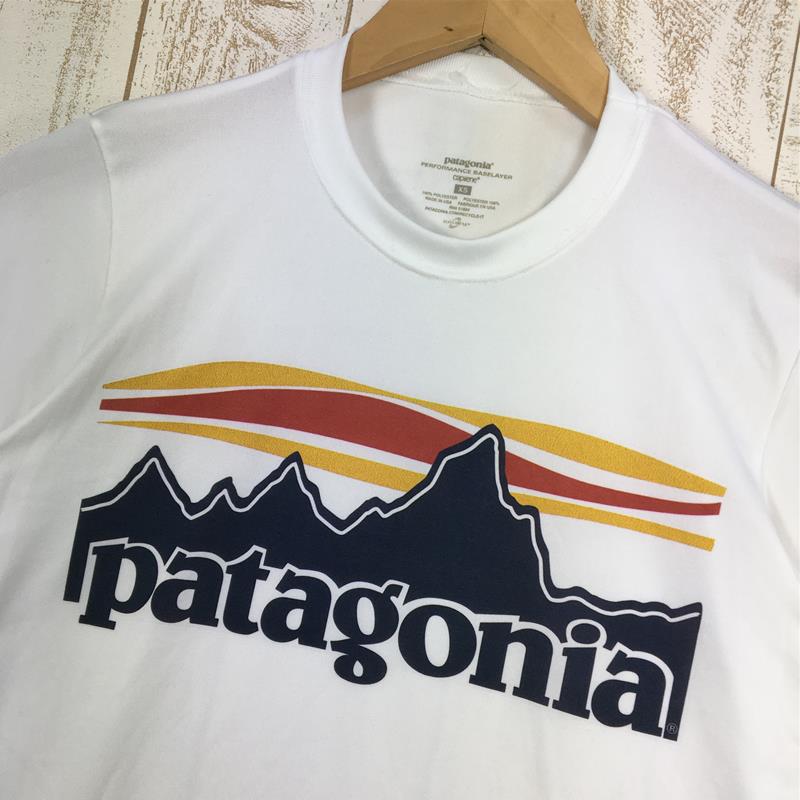 【Men's XS ホワイト系】 Patagonia ( パタゴニア ) キャプリーン1 シルクウェイト グラフィック Tシャツ 45320 International Men's WHT White 化繊 ショートスリーブTシャツ クルーネック インナー シャツ ト