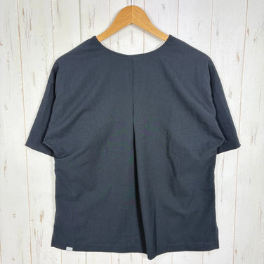 【Women's S ブラック系】 Houdini ( フーディニ ) W's コスモ トップ W's Cosmo Top 138724 True Black z00058220 True Black 化繊 ショートスリーブTシャツ クルーネック インナー シャツ トッ