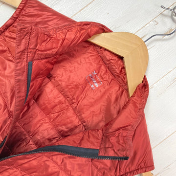 【Women's S レッド系】 Montura ( モンチュラ ) ムーンライト ベスト Moonlight Vest 化繊ダウン ウェア トップス ベスト 化繊インサレーション z00057396  化繊インサレーション ベスト トップス ウェア - 0