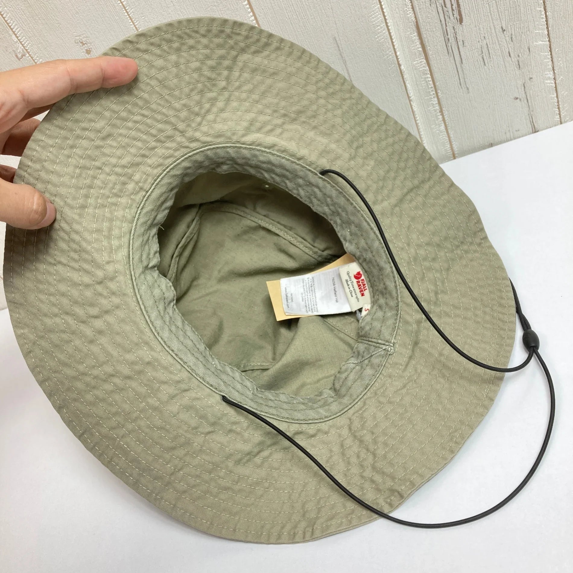 【Unisex S ベージュ系】 Fjallraven ( フェールラーベン ) ハットフィールド ハット Hatfield Hat ポリエステル ウェア ウェア小物 ヘッドウェア ハット z00052343 ハット ヘッドウェア ウェア小物 ウェア - 【公式】2ndGEAR（セカンドギア）Webショップ【登山用品・アウトドア用品専門 買取販売店】