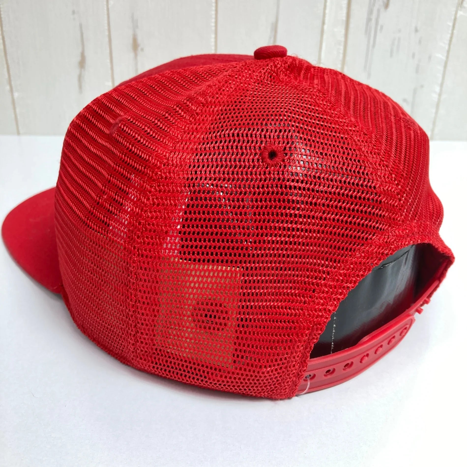 【OneSize レッド系】 Compressport ( コンプレスポーツ ) トラッカーキャップ Trucker cap コットン ウェア ウェア小物 ヘッドウェア キャップ z00052324 キャップ ヘッドウェア ウェア小物 ウェア - 【公式】2ndGEAR（セカンドギア）Webショップ【登山用品・アウトドア用品専門 買取販売店】