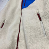 男士M码蓝色Millet Trilogy X Loft象牙白夹克（难找，韩版标准款）。聚酯纤维抓绒上衣。(z0005430)