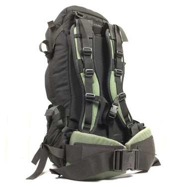 【L ブラック系】 Dana Design ( デイナデザイン ) ビッグスカイ Big Sky バックパック ブラック アメリカ製 キラービーシリーズ デイナデザイン随一の名作 生産終了モデル 入手困難 Black / Red 容量【30L～54L】 - 【公式】2ndGEAR（セカンドギア）Webショップ【登山用品・アウトドア用品専門 買取販売店】