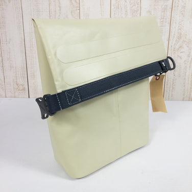 【OneSize ベージュ系】 Montbell ( モンベル ) ロールアップ クーラーバッグ 3L PVCターポリン 1133254 タン | TN クーラーボックス 断熱ケース クックウェア - 【公式】2ndGEAR（セカンドギア）Webショップ【登山用品・アウトドア用品専門 買取販売店】