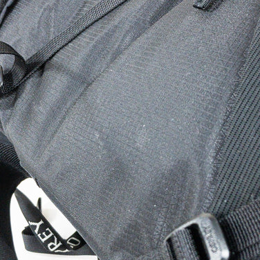 【Men's L/XL ブラック系】 Osprey ( オスプレー ) タロン 33 Talon 33 ナイロン OS50236 Men's ステルスブラック 容量【30L～54L】 バックパック バッグ ストレージ - 【公式】2ndGEAR（セカンドギア）Webショップ【登山用品・アウトドア用品専門 買取販売店】