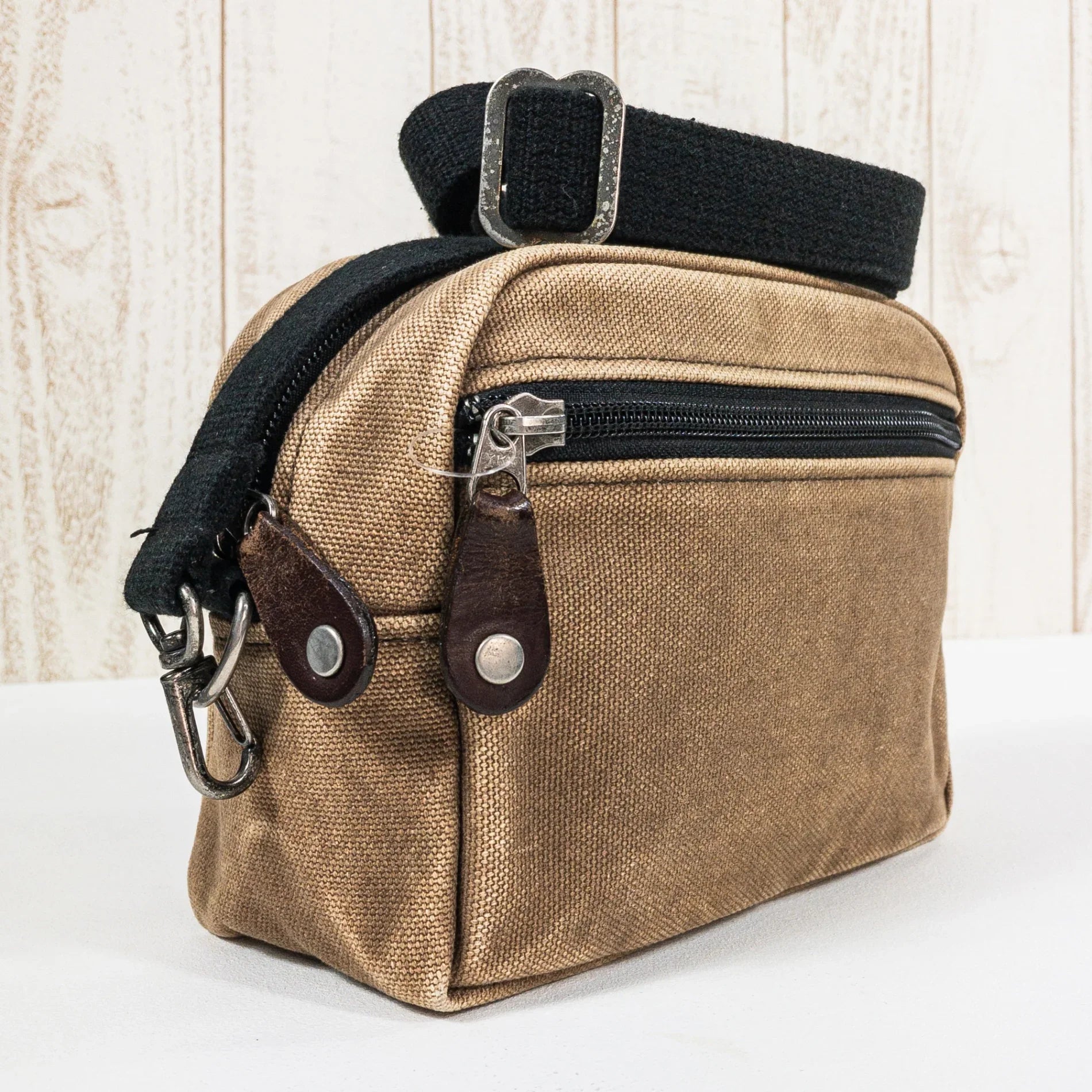 【L ブラウン系】 Arai Tent Ripen ( アライテント ライペン ) パーシモン ポーチ L コットン バッグ ストレージ サコッシュポーチ z00050918 サコッシュポーチ バッグ ストレージ - 【公式】2ndGEAR（セカンドギア）Webショップ【登山用品・アウトドア用品専門 買取販売店】