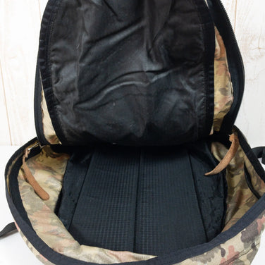【OneSize ブラウン系】 Gregory ( グレゴリー ) 2001 クラシック デイパック 26L 2001 Classic Day Pack 26L ナイロン コーデュラナイロン 旧タグ シルバータグ 希少柄 希少色 スイスカモ | Swiss Camo - 【公式】2ndGEAR（セカンドギア）Webショップ【登山用品・アウトドア用品専門 買取販売店】