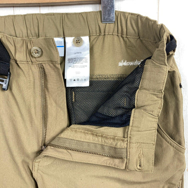 Columbia Men's Stretch Softshell Pants, Size Small, Beige. This item is a softshell nylon trousers (z00054305).