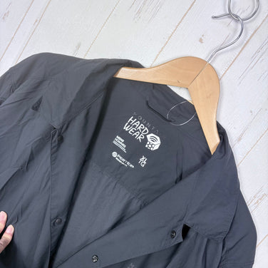 【Men's XL ブラック系】 Mountain Hardwear ( マウンテンハードウェア ) コア エアシェル シャツ ジャケット Kor AirShell Shirt Jacket ナイロン ウェア トップス インナー シャツ ロングスリーブシャツ 化繊 z