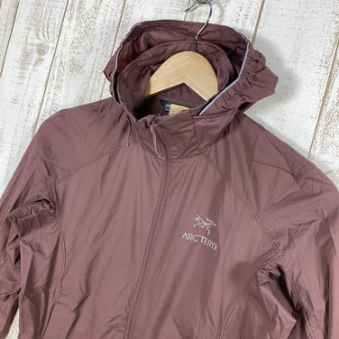 【Women's XS パープル系】 Arcteryx ( アークテリクス ) ノディン ジャケット ウィメンズ Nodin Jacket Womens ウィンドシェル フーディ 18913 International Women's Velvetsand ウィンドシェル - 【公式】2ndGEAR（セカンドギア）Webショップ【登山用品・アウトドア用品専門 買取販売店】