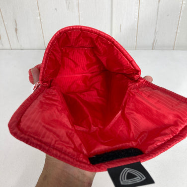 【OneSize レッド系】 Trail Bum ( トレイルバム ) ピー アイ ポーチ ミディアム P.I. Pouch Medium プリマロフト インサレーション 化繊ダウン バッグ ストレージ パッキングサック スタッフサック インナーポーチ z0006
