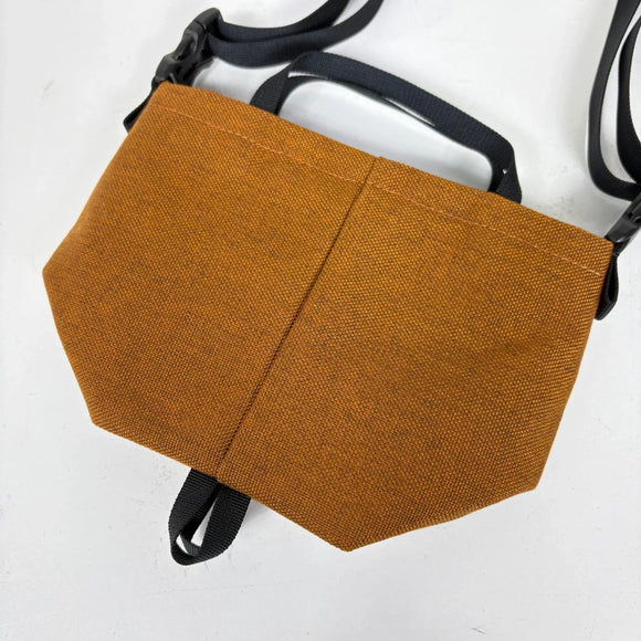 【OneSize ブラウン系】 Rawlow Mountain Works ( ロウロウマウンテンワークス ) チビチビ トート Tibi Tibi Tote ナイロン バッグ ストレージ サコッシュポーチ z00056717  サコッシュポーチ バッグ ストレージ