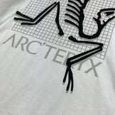 【Men's XS ホワイト系】 Arcteryx ( アークテリクス ) アーク マルチバード ロゴ ロングスリーブ Arc' Multi Bird Logo Long Sleeve 長袖 Tシャツ 入手困難 X000007746/ International Me - 【公式】2ndGEAR（セカンドギア）Webショップ【登山用品・アウトドア用品専門 買取販売店】