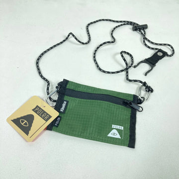 【OneSize グリーン系】 Poler ( ポーラー ) スタッファブル ドリンク ポーチ STUFFABLE DRINK POUCH Kinetics（キネティクス）コラボ ナイロン バッグ ストレージ サコッシュポーチ z00054625  サコッシュポーチ