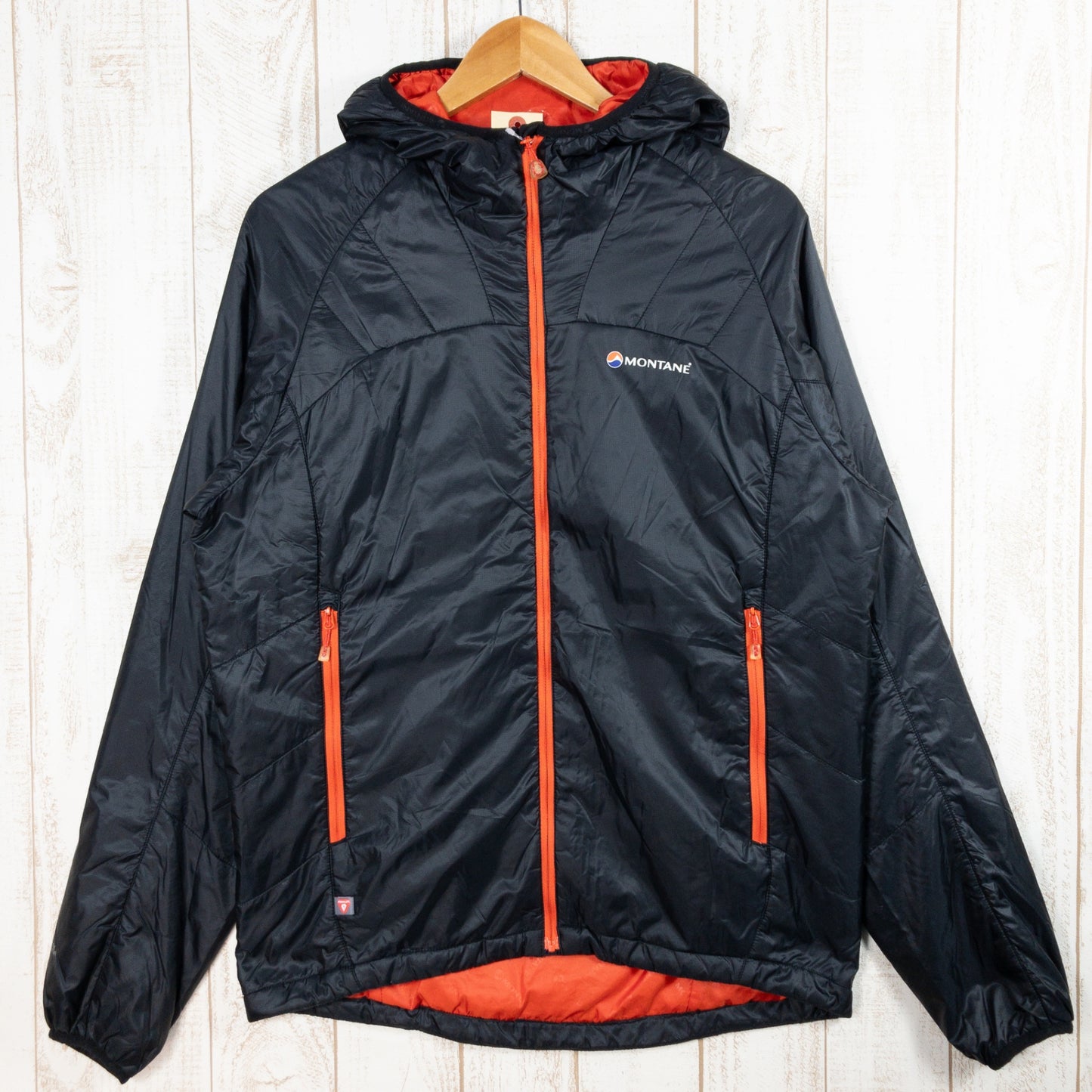 【Men's M ブラック系】 Montane ( モンテイン ) ファイヤーボール ジャケット Fire Ball Jacket インサレ－ション フーディ ジャケット プリマロフト International Men's Black 化繊インサレーション アウタ