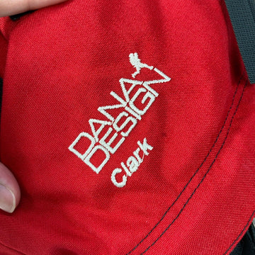 【Unisex OneSize レッド系】 1993 Dana Design ( デイナデザイン ) クラーク Clark ビンテージ オリジナル 入手困難 コーデュラナイロン USA製 バッグ ストレージ バックパック デイパック 容量【～29L】 z00060901  デイ - 0