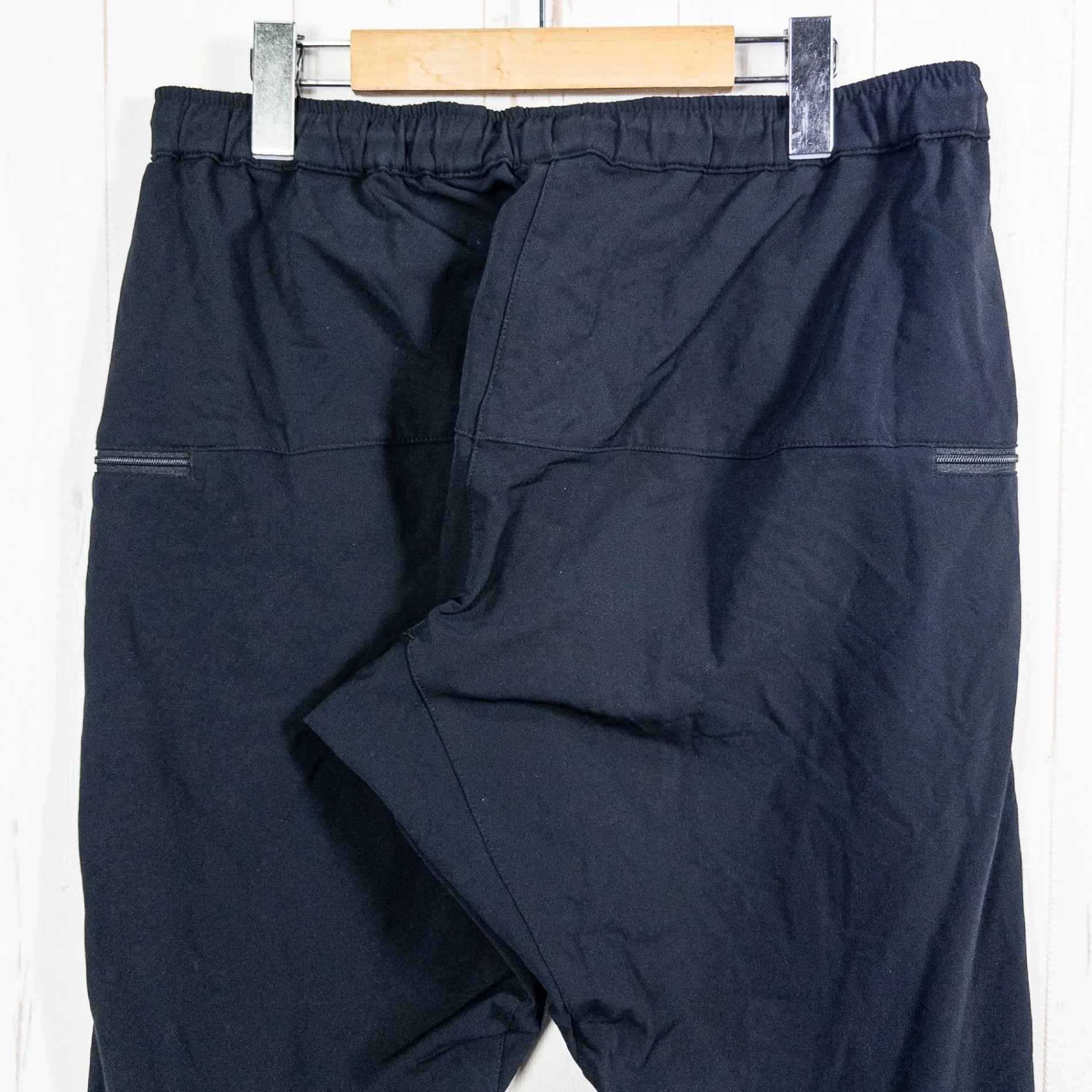 【Men's L ブラック系】 Shinogi By Axesquin ( 凌 By アクシーズクイン ) シモナギ ナイロン ウェア ボトムス ロングパンツ ソフトシェル z00052601 ソフトシェル ロングパンツ ボトムス ウェア - 【公式】2ndGEAR（セカンドギア）Webショップ【登山用品・アウトドア用品専門 買取販売店】