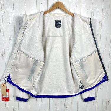 The North Face Denali 2 Jacket, Men's, Small, Blue. Discontinued and Hard to Find. Made to European and American standards. Polyester fleece outerwear. (z000539)