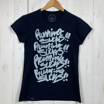 【Women's S ブラック系】 Answer4 ( アンサーフォー ) ランニングサックス! 01 Tshirt Running Sucks! 01 ティーシャツ ポリエステル ウェア トップス インナー シャツ ショートスリーブTシャツ クルーネック 化繊 z00