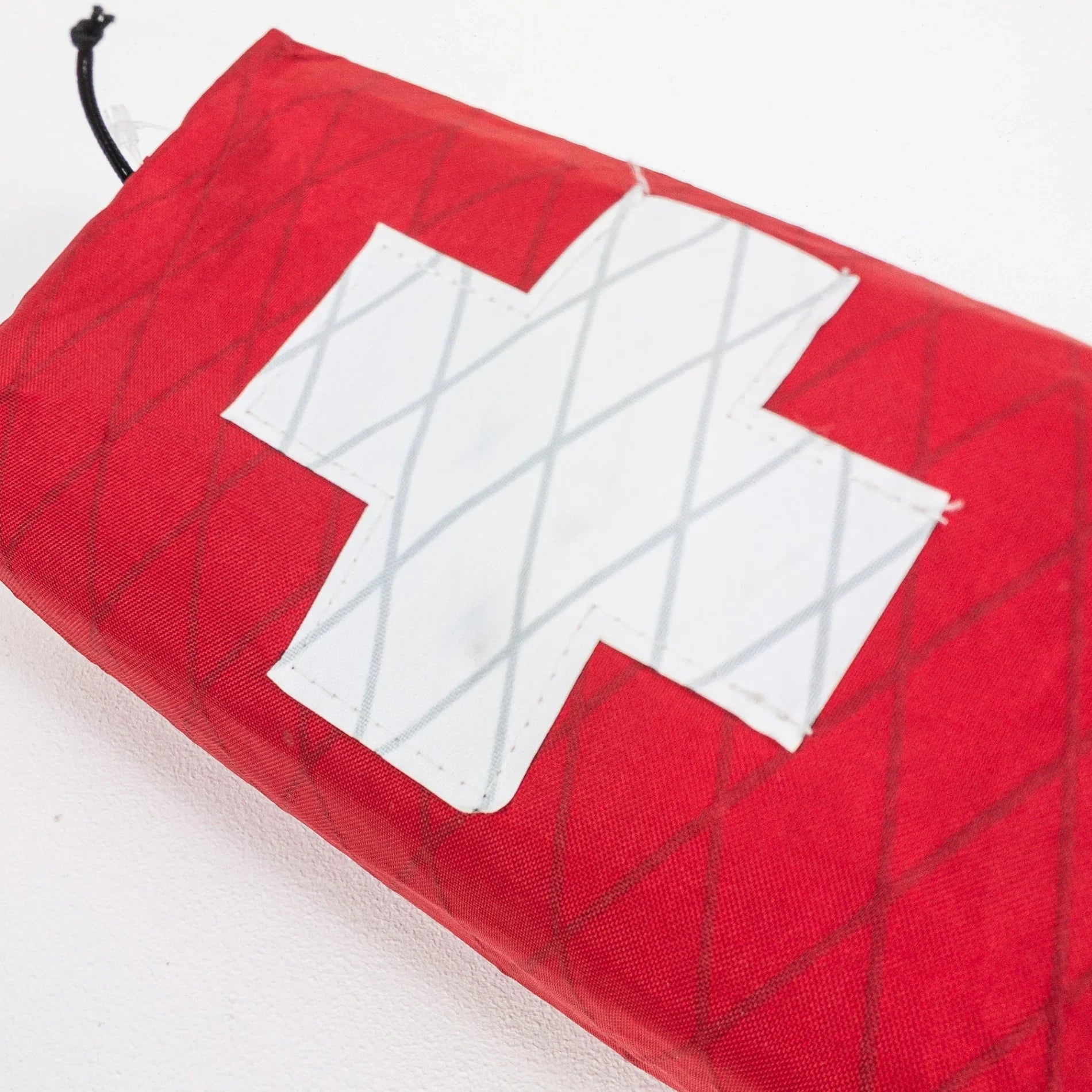 【OneSize レッド系】 Yamatabi ( 山旅 ) X-PAC製ファーストエイドキットポーチ バッグ ストレージ 外付けポーチ X-Pac ( エックスパック ) z00051257 外付けポーチ バッグ ストレージ - 【公式】2ndGEAR（セカンドギア）Webショップ【登山用品・アウトドア用品専門 買取販売店】