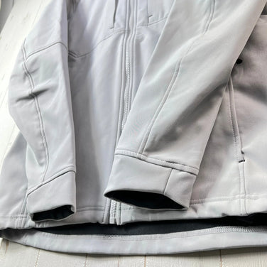 Men's Small Gray Moosejaw Harper Hooded Softshell Jacket. Hard-to-find polyester outerwear, softshell jacket, z000539.