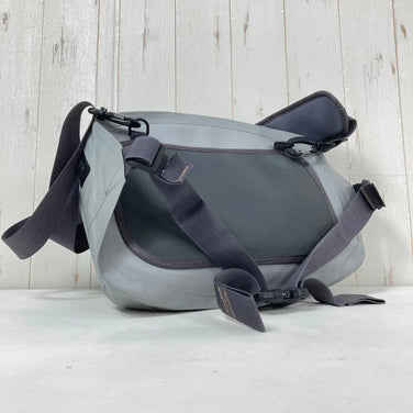 【OneSize グレー系】 2016 Patagonia ( パタゴニア ) ストームサージ ヒップ パック Stormsurge Hip Pack Storm Front ストーム フロント 防水 ナイロン バッグ ストレージ ウエストバッグ ヒップパック z