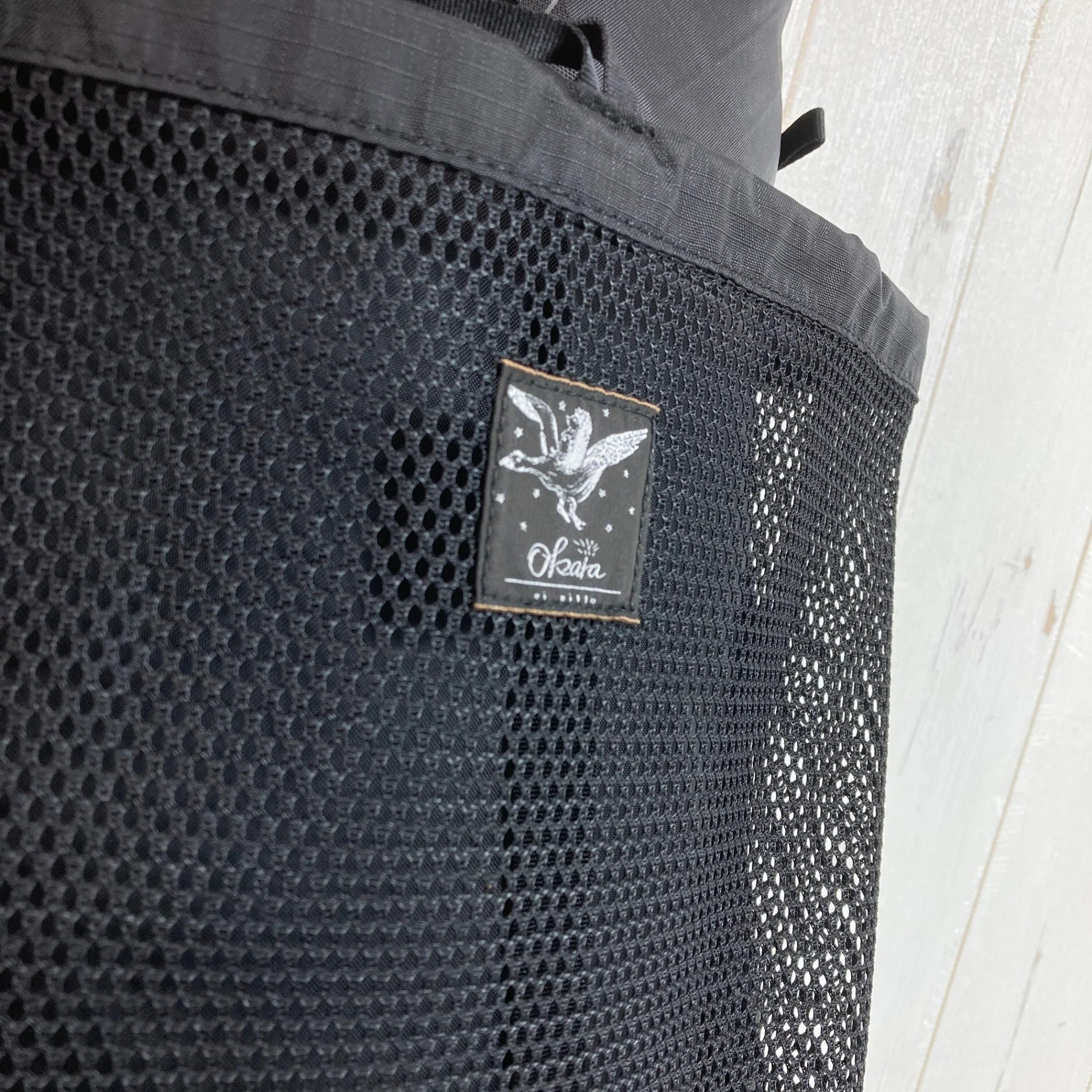 【OneSize ブラック系】 Okara ( オカラ ) ミッテン mitten ナイロン バッグ ストレージ バックパック 容量【30L～54L】 ECO PAK EPX200 ( エコパック EPX200 ) z00052132 容量【30L～54L】 バッ - 【公式】2ndGEAR（セカンドギア）Webショップ【登山用品・アウトドア用品専門 買取販売店】