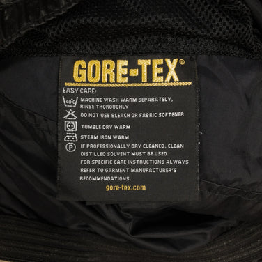 【Men's M レッド系】 Mountain Hardwear ( マウンテンハードウェア ) ゴアテックス Xcr ジャケット International Men's 生産終了モデル 入手困難 ハードシェル アウター ジャケット トップス ウェア - 【公式】2ndGEAR（セカンドギア）Webショップ【登山用品・アウトドア用品専門 買取販売店】