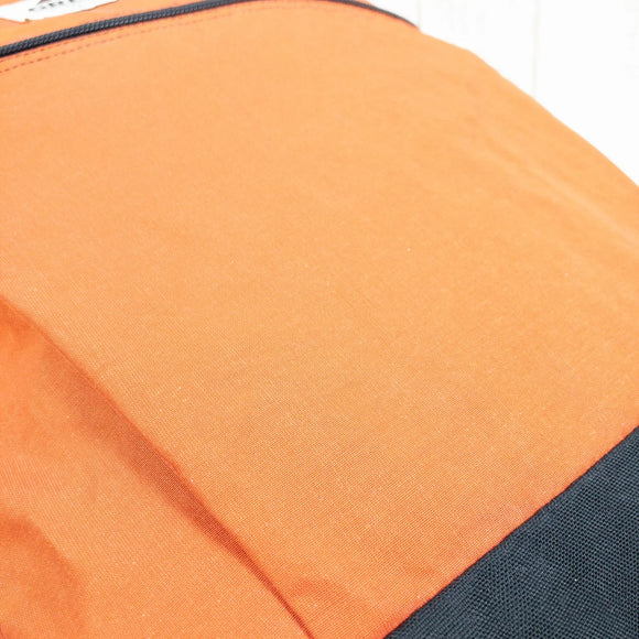 【OneSize オレンジ系】 Gregory ( グレゴリー ) SIERRA DESIGNS ( シエラデザイン ) コラボ ダブルネーム カジュアルデイ Casual Day ナイロン ロクヨンクロス 生産終了モデル 入手困難 デイパック 容量【～29L】 - 【公式】2ndGEAR（セカンドギア）Webショップ【登山用品・アウトドア用品専門 買取販売店】