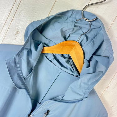 男女通用中号蓝色 Paper Sky Wear Wind Shell 连帽衫，蓝灰色，尼龙，外套，软壳夹克，z00053700 B