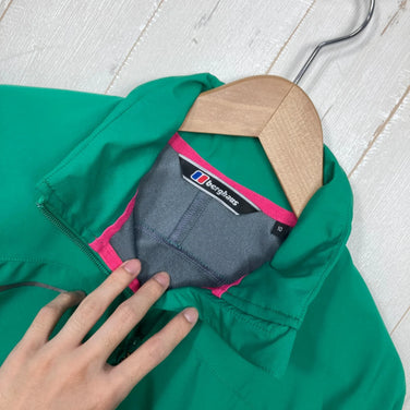 【Women's 10 グリーン系】 Berghaus ( バーグハウス ) セラ ウィンドストッパー ジャケット ウィメンズ Sella Windstopper Jacket Women's GORE WINDSTOPPER 防風 ベンチレーション ポリエステル ウェア