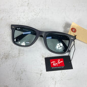 【OneSize ブラック系】 Rayban ( レイバン ) オリジナル ウェイファーラー クラシック ORIGINAL WAYFARER CLASSIC ウェア ウェア小物 アイウェア サングラス z00059935  サングラス アイウェア ウェア小物 ウェア