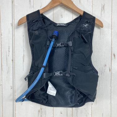 【Unisex S ブラック系】 Arcteryx ( アークテリクス ) ノーバン 7 ハイドレーション ベスト Norvan 7 Hydration Vest ポリエステル バッグ ストレージ ランニングベスト ベストパック z00060240  ランニングベスト
