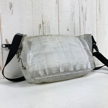 【OneSize ホワイト系】 High Tail Designs ( ハイテイルデザインズ ) ザ ウルトラライト ファニーパック v1.5 The Ultralight Fanny Pack v1.5 バッグ ストレージ ウエストバッグ ヒップパック DCF (
