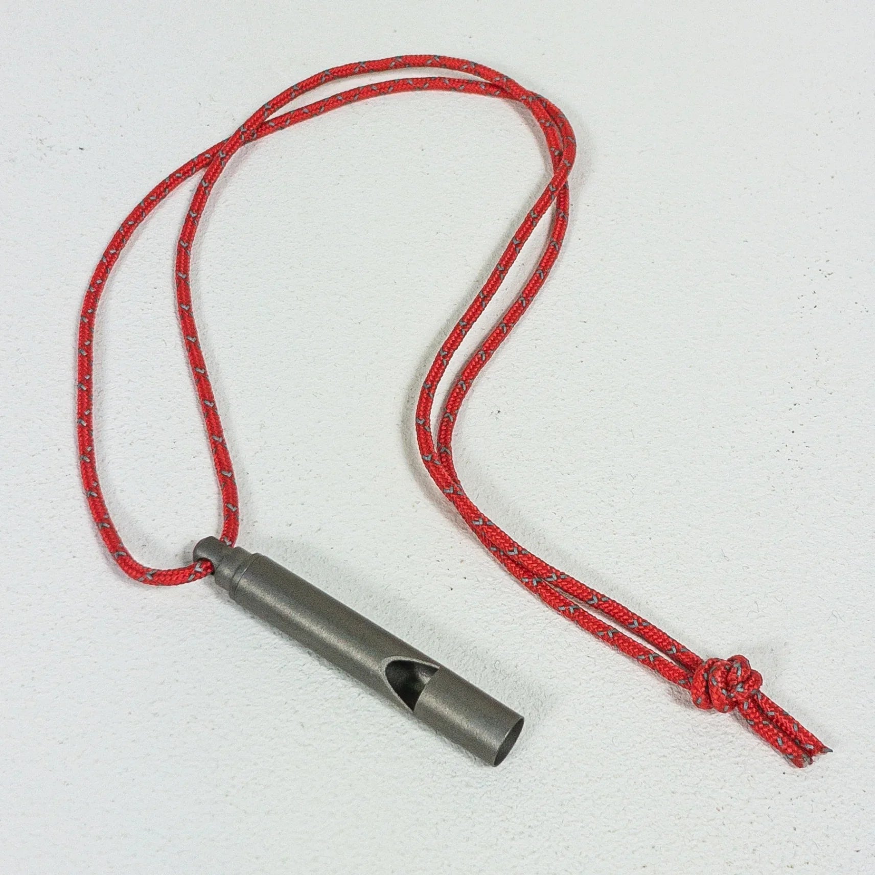 【OneSize グレー系】 Vargo ( ヴァーゴ ) チタニウム ホイッスル z00051733 - 【公式】2ndGEAR（セカンドギア）Webショップ【登山用品・アウトドア用品専門 買取販売店】