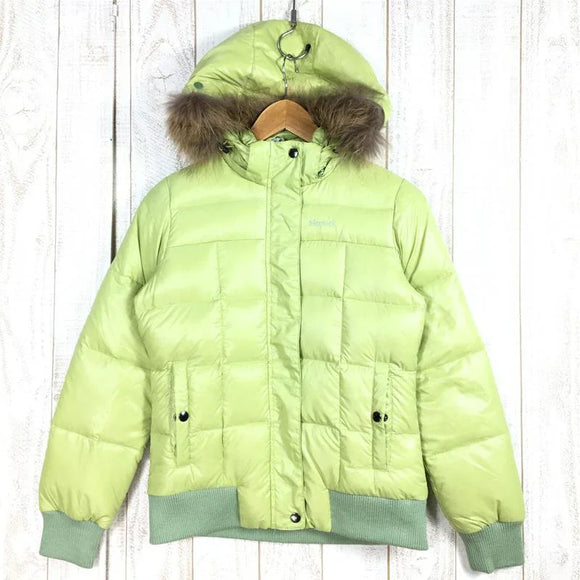【Women's M グリーン系】Marmot ( マーモット ) クラシコ ダウン ジャケット Classico Down Jacket フーディ パーカ ラクーンファー フード着脱可能 MJD-8175W Asian Women's ダウンインサレーション アウター ジャケット トップス ウェア - 【公式】2ndGEAR（セカンドギア）Webショップ【登山用品・アウトドア用品専門 買取販売店】